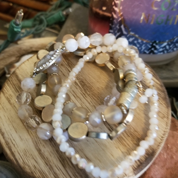 Bracelets - Picture 3 of 3